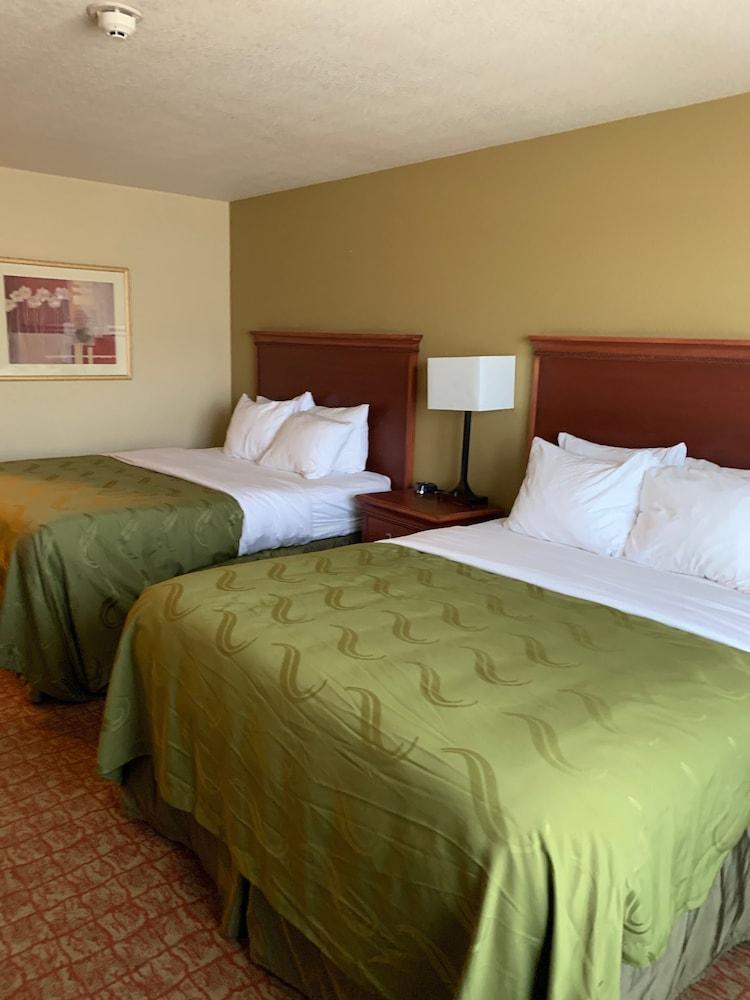 Heritage Hotel And Suites Dickinson Kültér fotó