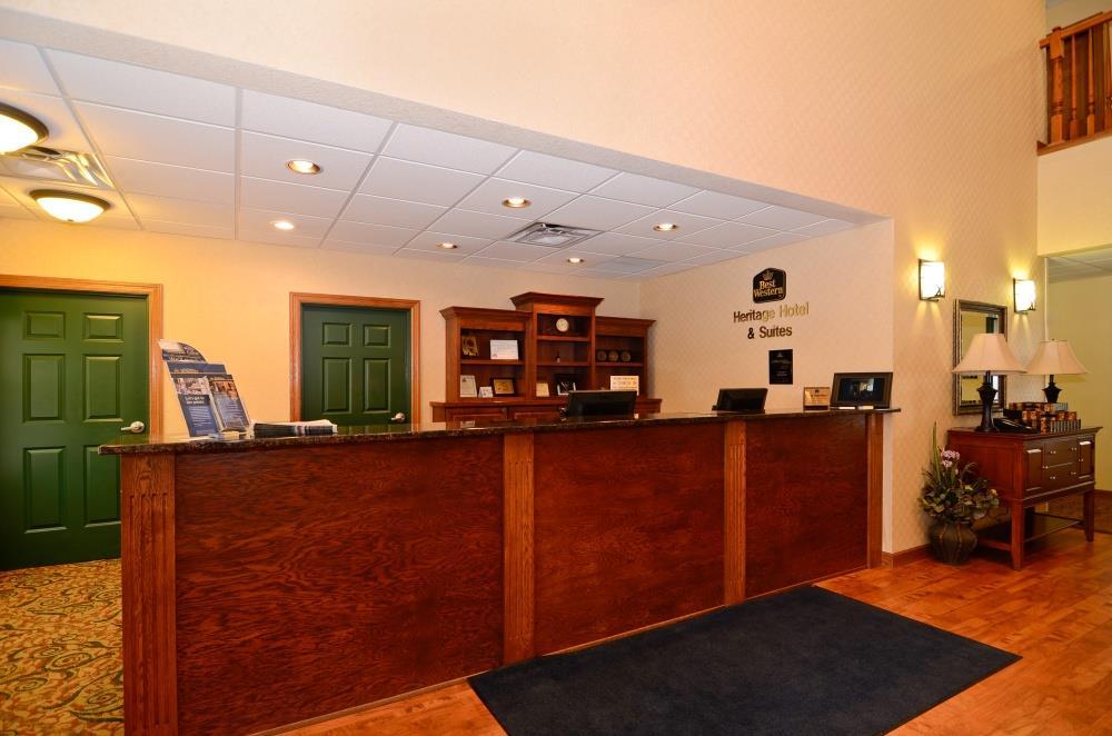 Heritage Hotel And Suites Dickinson Beltér fotó